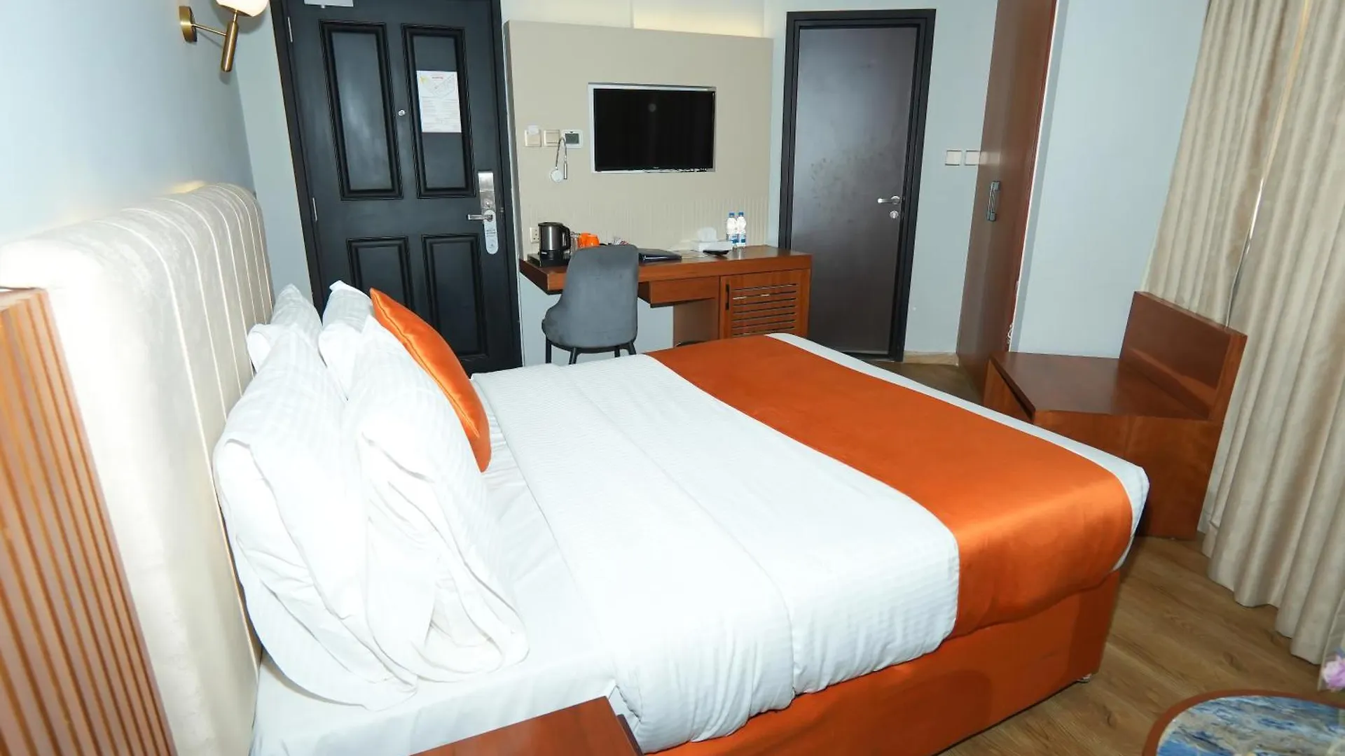 Concorde Palace Hotel Dubai